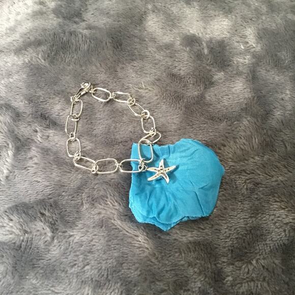 Silver Classic Multi-Chain with Starfish Bracelet - Picture 4 of 5